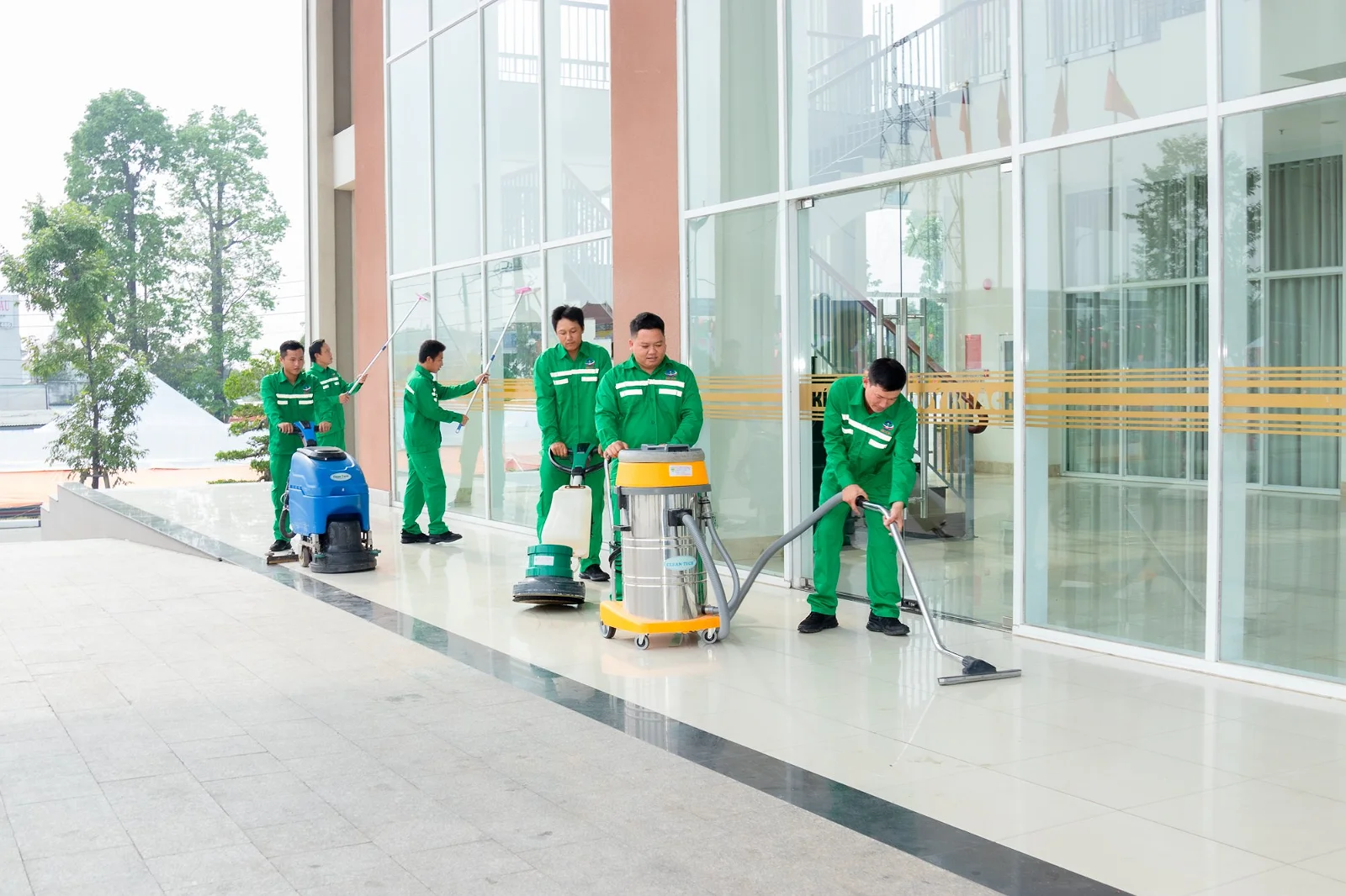 Vệ Sinh Công Nghiệp TP